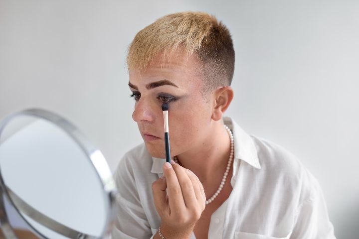 trans makeup
