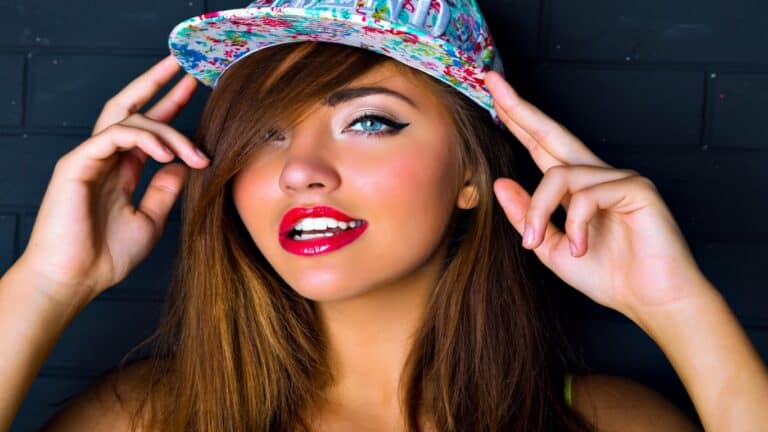 90s makeup featured image